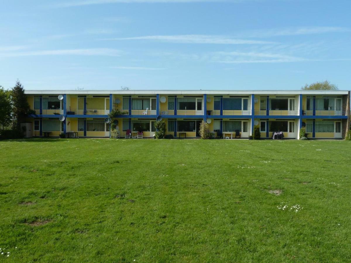 Vakantiehuisje Martina 11 弗利辛恩 外观 照片